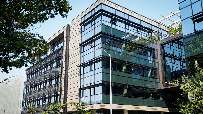 Amazon block 44 seattle-07237 2